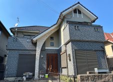 亀岡市　T様邸　外壁塗装(マルチカラー工法)・屋根塗装工事